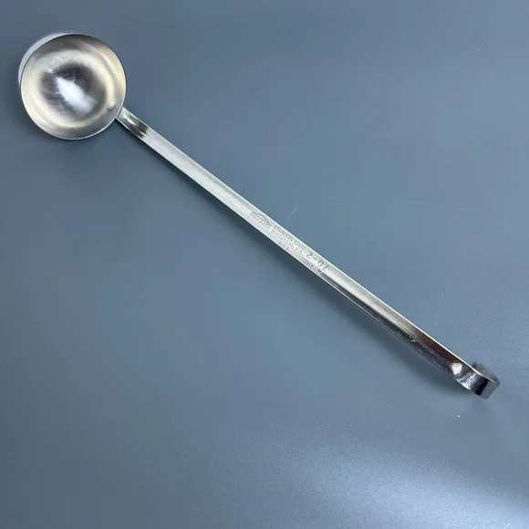 Vollrath 5862 Stainless Steel Ladle 2 Ounce Condiments Dressing - Picture 2 of 8